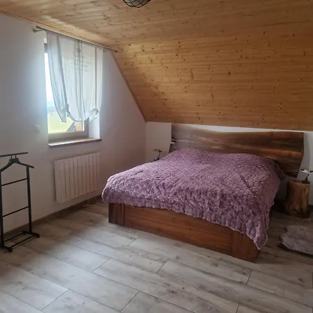 Chalupka Pod Tatrami 717 *